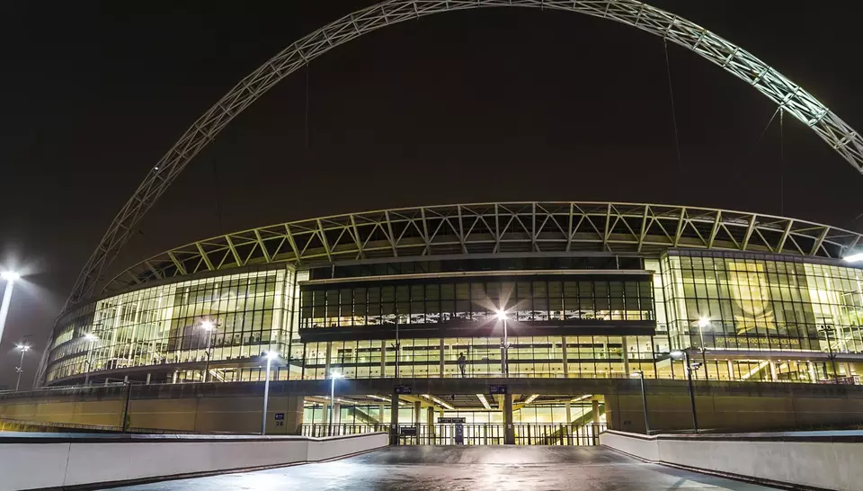 outside view of the stadiium 