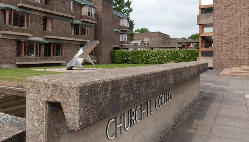 buliding in the background with a sign saying churchill 