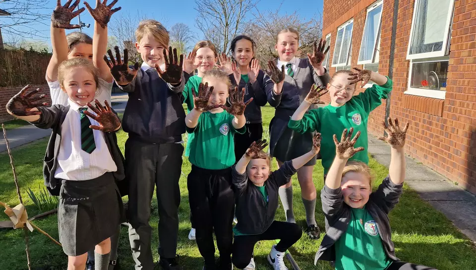 Veolia Orchard takes root in 500 UK schools 