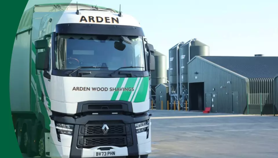 Arden Wood Shavings Vehicle 
