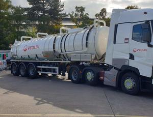 veolia lorry 