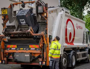 Veolia worker collecting commercial waste