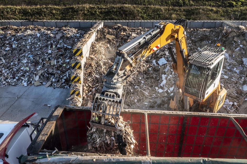 Veolia trial demonstrates major savings for CO2 emissions from yellow plant