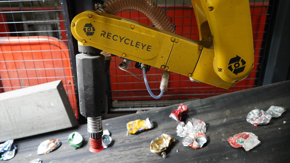 Southwark facility robotic arm