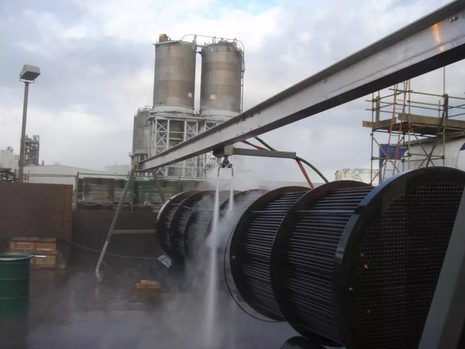 High & Ultra High Pressure Water Jetting