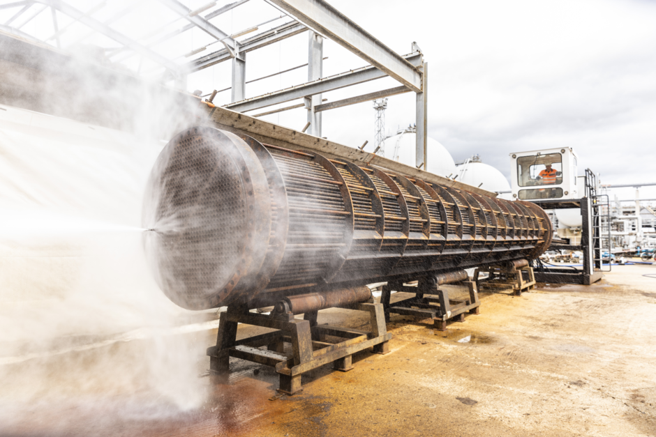 ERF cleaning a heat exchanger system