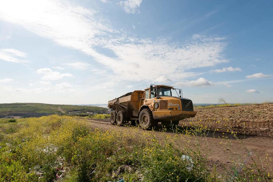 Landfill Dumper Vehicle Optimised