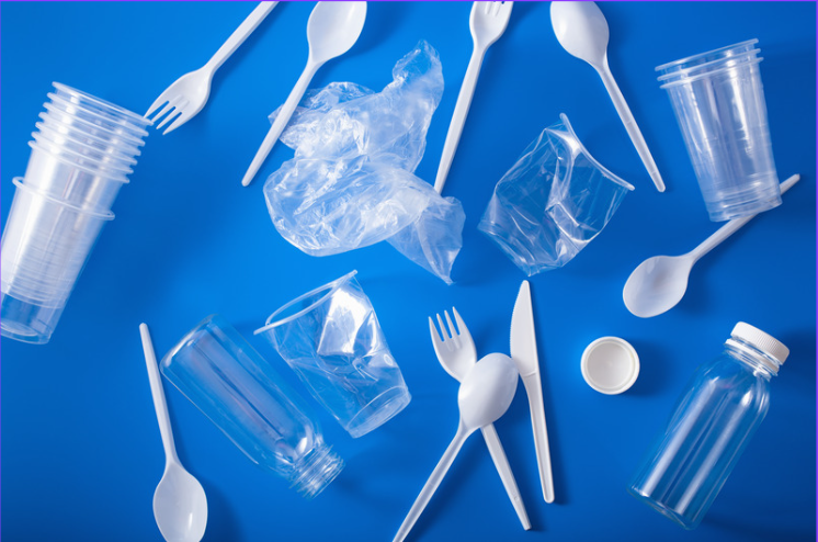 Single Use Plastic Cups and Forks 