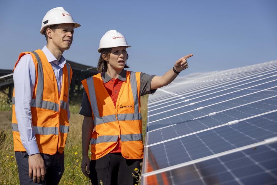 Veolia Employees