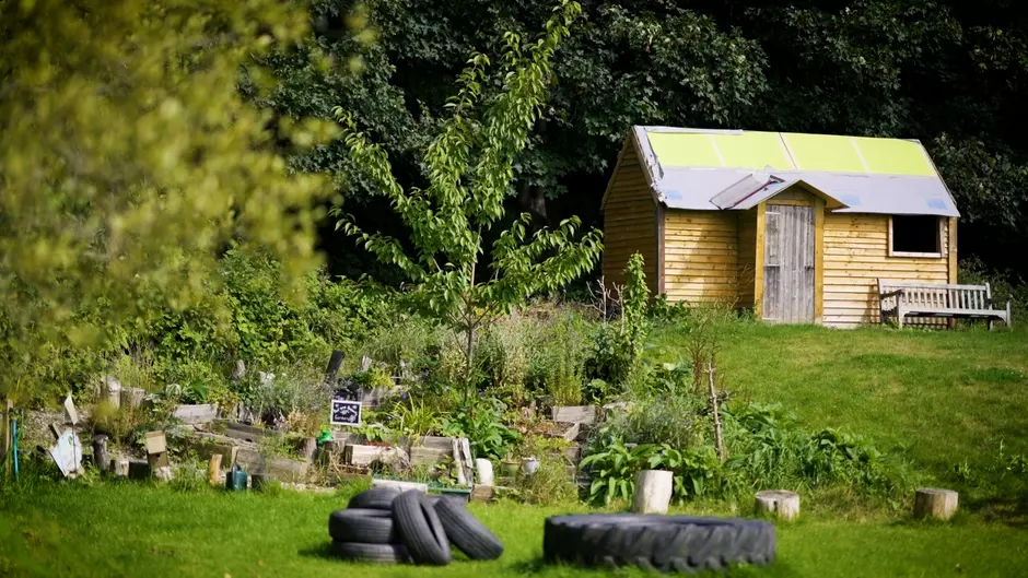 Veolia environmental trust garden projetc field and shed