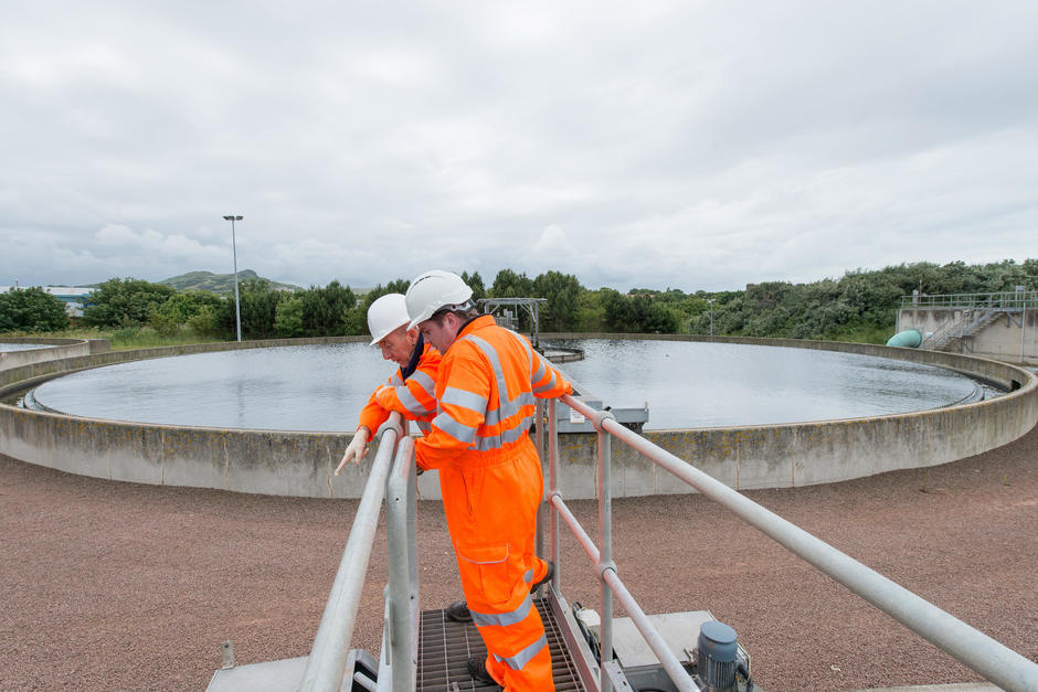 two veolia staff members at seafield scotland