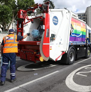 Veolia Street Cleaning - London Pride