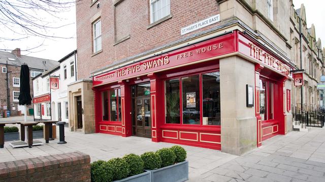 Newcastle Five Swans Wetherspoons